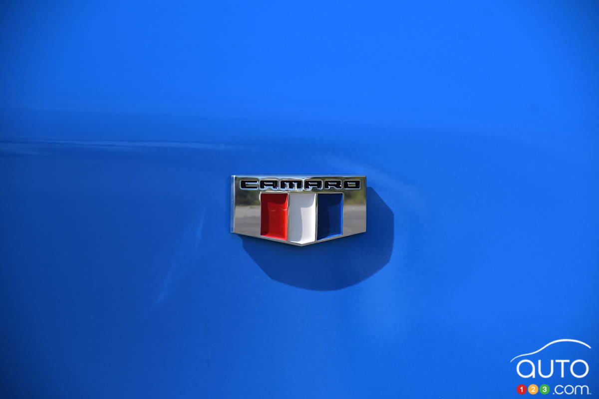 Chevrolet Camaro SS 2022, écusson