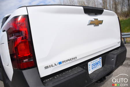 2024 Chevrolet Silverado EV 4WT, hatch
