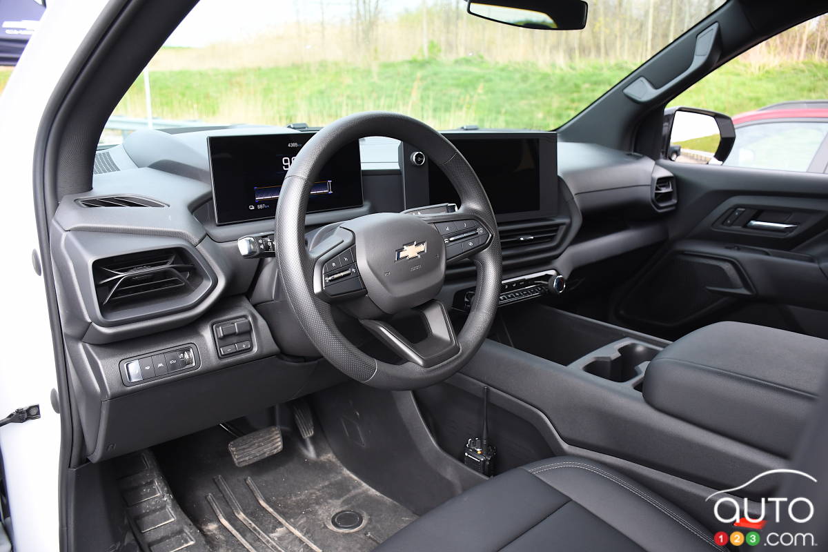 Chevrolet Silverado EV 3WT 2024, intérieur