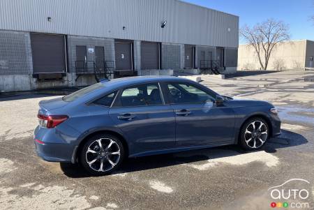 La Honda Civic Sport Touring hybride 2025