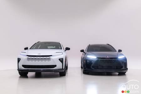 The Toyota Crown Signia, next to the Crown Signia GT-S Performance concept