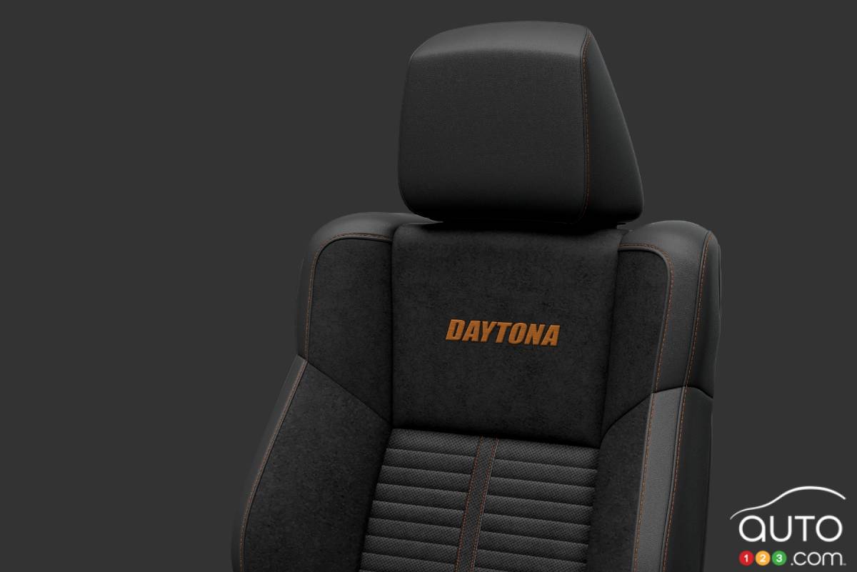 Dodge Charger King Daytona 2023, siège