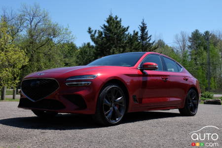 2022 Genesis G70, three-quarters front