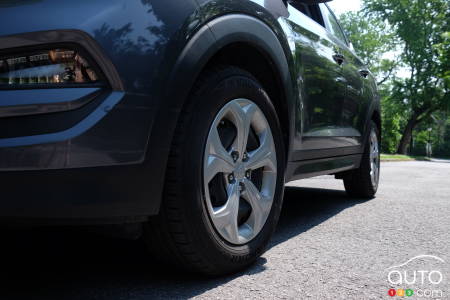 The Yokohama Geolandar CV G058 tire, on a Hyundai Tucson