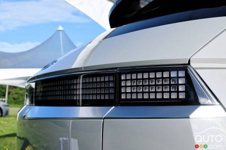2022 Hyundai Ioniq 5, rear lights