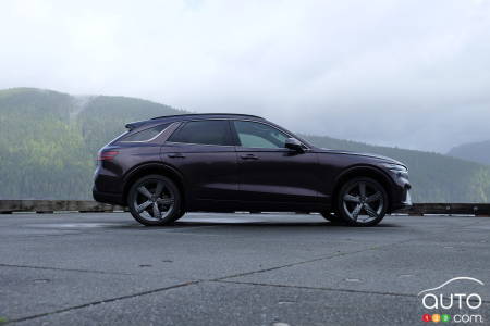 Genesis GV70, profile