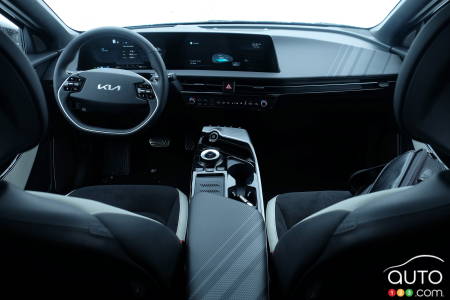 2022 Kia EV GT-Line, interior