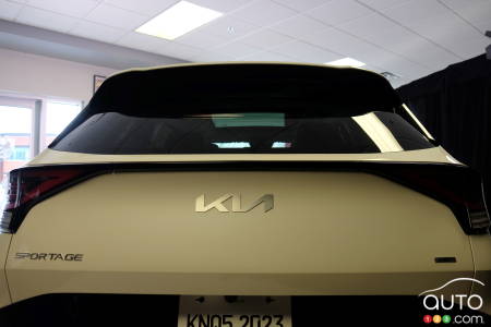 Kia Sportage HEV 2023, rear hatch