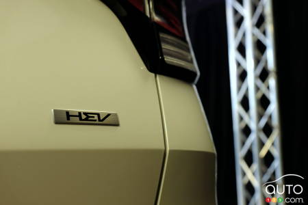 Kia Sportage HEV 2023, HEV badging