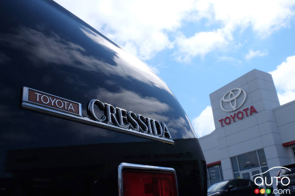 La Toyota Cressida 1979, devant Toyota Plaza à Saint-Jean