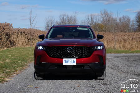 2025 Mazda CX-50 Hybrid, front
