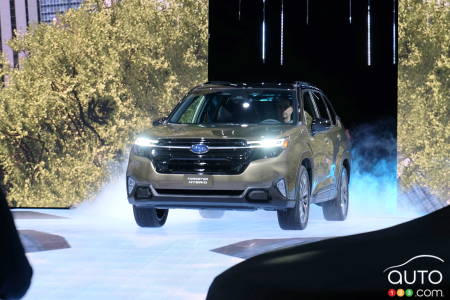 Subaru Forester e-Boxer Hybride 2025, avant