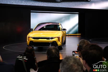 2026 Kia K4 Hatchback, front