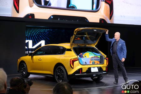 2026 Kia K4 Hatchback, three-quarters back