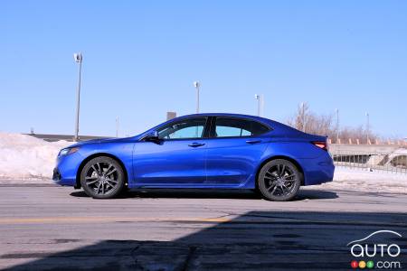 Acura TLX 2020, profil