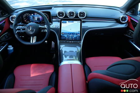 Mercedes-Benz Classe C C300 2022, intérieur