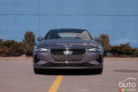 2020 Genesis G7, front