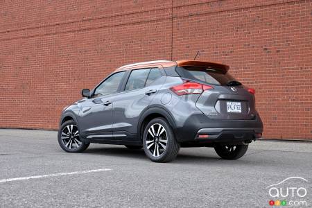 2020 Nissan Kicks, three-quarters rear