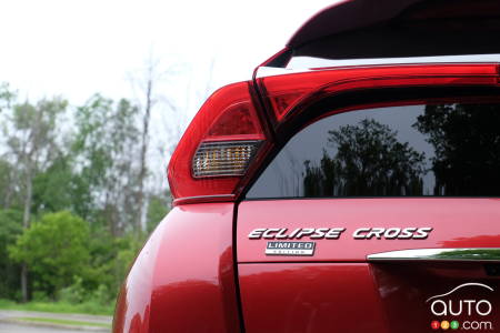 2020 Mitsubishi Eclipse Cross, name, taillight