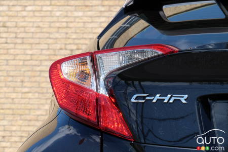 2020 Toyota C-HR, rear light
