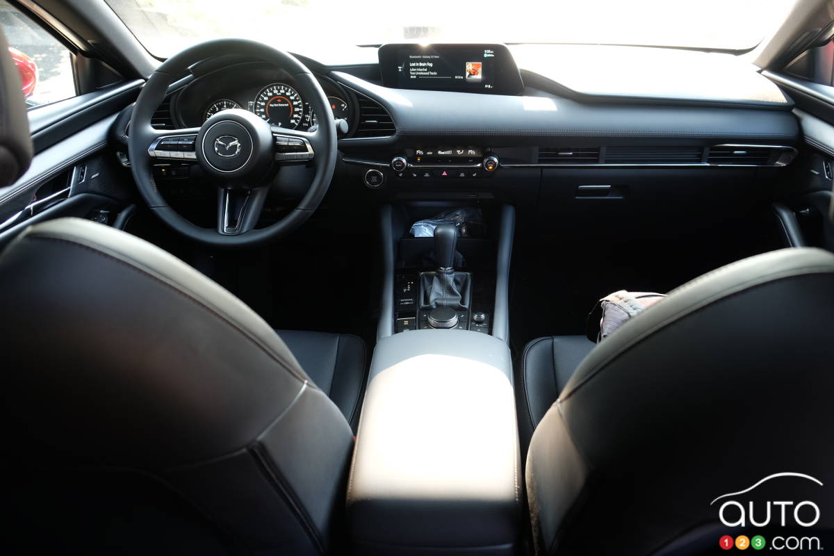 Mazda3 Sport, intérieur