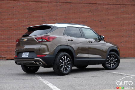 2021 Chevrolet Trailblazer, three-quarters rear