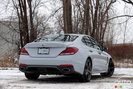 2021 Genesis G70, three-quarters rear