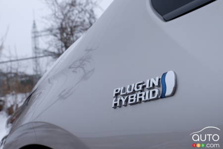 Toyota Prius Prime, badging