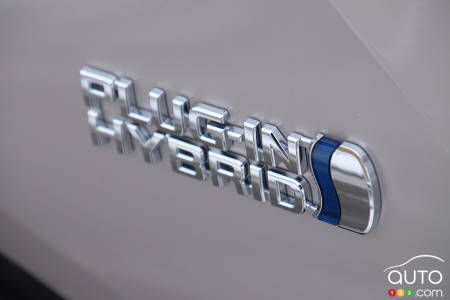 Toyota Prius Prime, écusson hybride