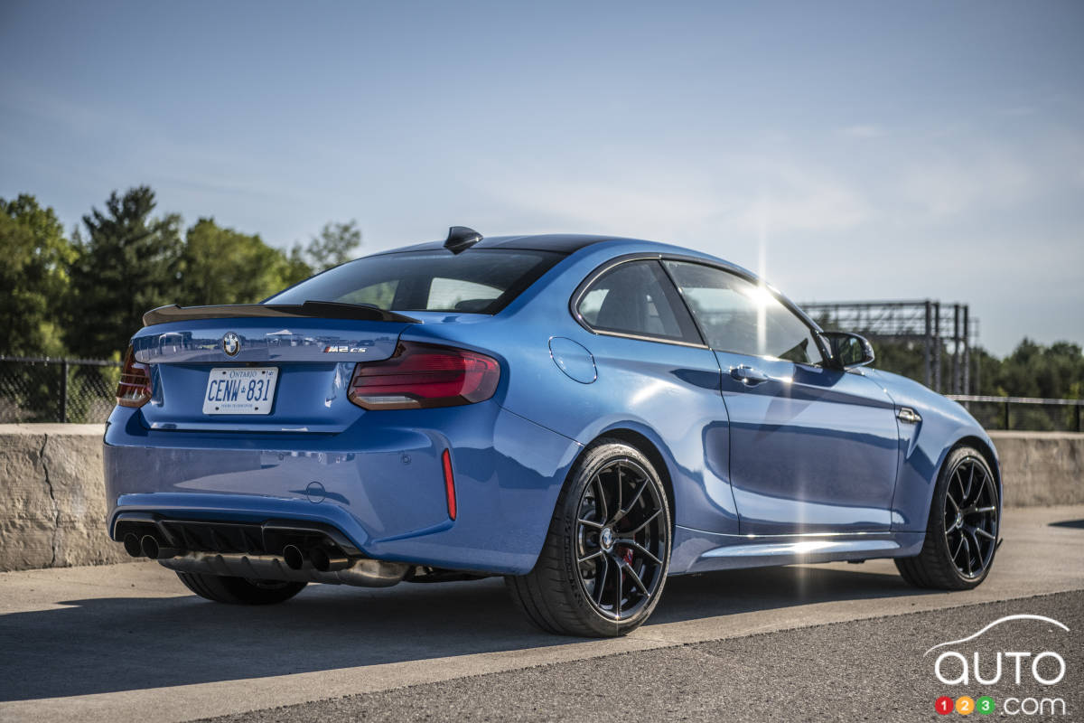 BMW M2 CS 2020, trois quarts arrière
