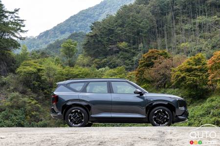 Kia EV5 2026, de profil