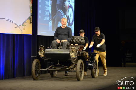 Oldsmobile Model R Curved Dash Runabout 1902