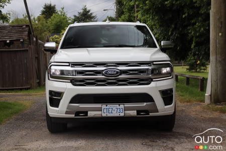 2022 Ford Expedition Platinum - Front of