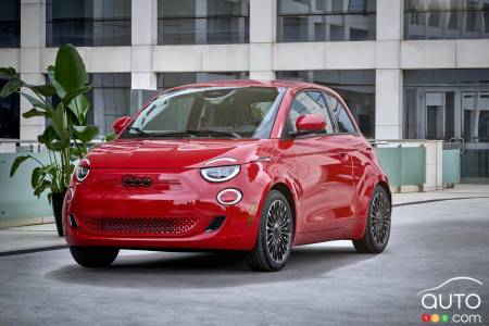 The 2024 Fiat 500e (Red) Edition, three-quarters front