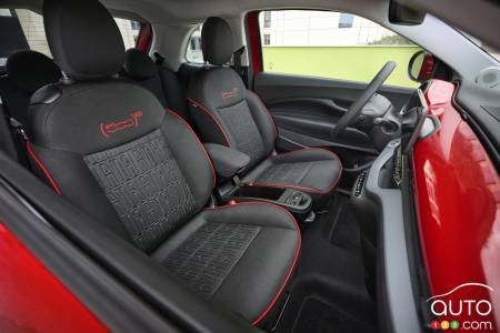 The 2024 Fiat 500e (Red) Edition, seats