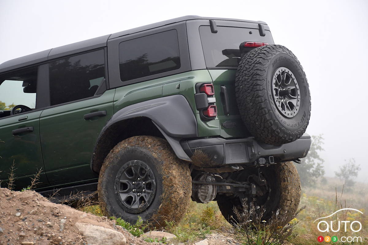 Parce qu’il le fallait | Premier essai du Ford Bronco Raptor 2022 — FM93