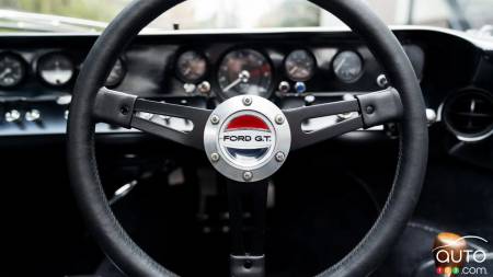 Steering wheel  of the 1966 Ford GT40 MK
