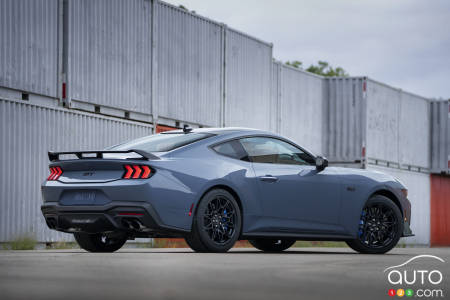 2024 Ford Mustang blue