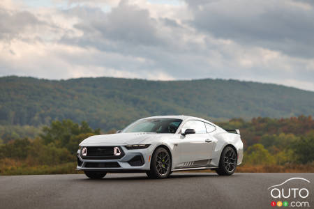 Ford Mustang RTR 2026, trois quarts avant