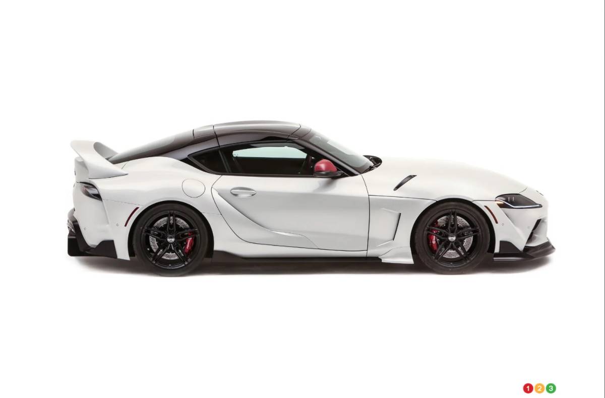 Toyota Supra Sport Top 2021, profil avec toit en place