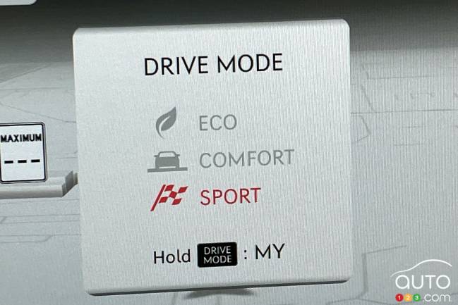 The 2024 Genesis GV60, drive mode indicator