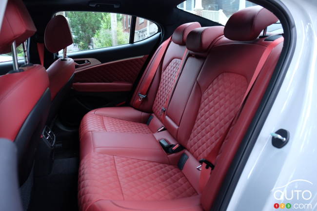 2022 Genesis G70 - Second-row seats