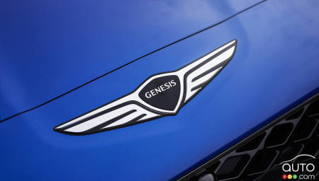 2024 Genesis G70, Genesis logo on hood