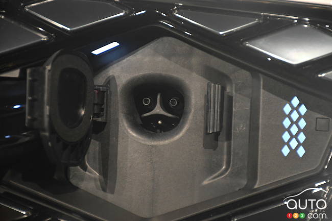 2026 Genesis GV70, charging port