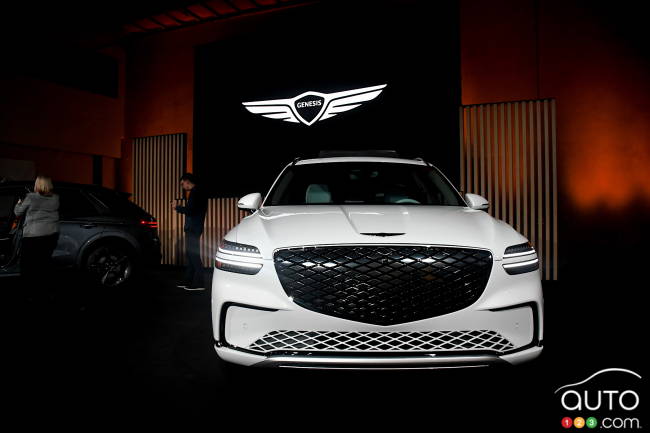 2026 Genesis GV70, avant