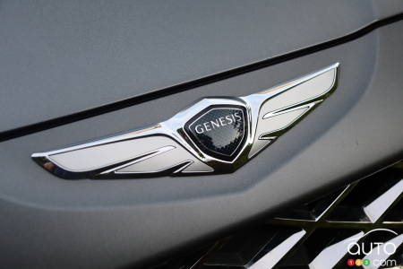 Logo on hood of 2023 Genesis GV80