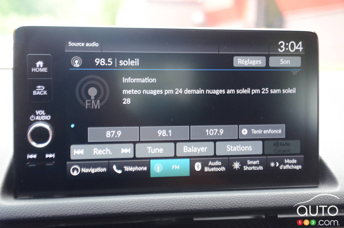 Honda Civic Touring 2022, écran multimédia