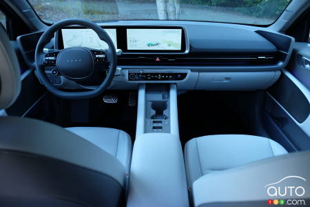 2023 Hyundai Ioniq 6 - Interior