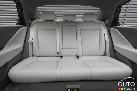 2023 Hyundai Ioniq 6 - Second-row seating