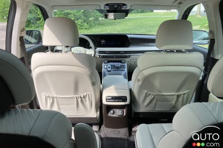 The interior of the 2023 Hyundai Palisade Calligraphy